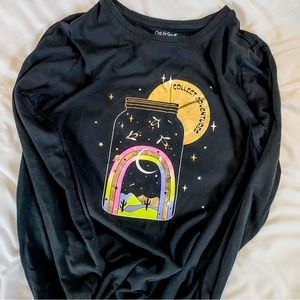 Girls long sleeve graphic tee (XL)